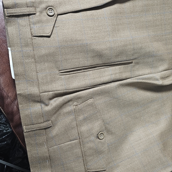 3pc dbl breasted tan herringbone with a hint of blue pants are 31in inseam - Picture 6 of 10